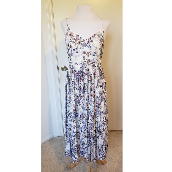 H&M Floral Pleated Midi Dress - Picture 4 of 9